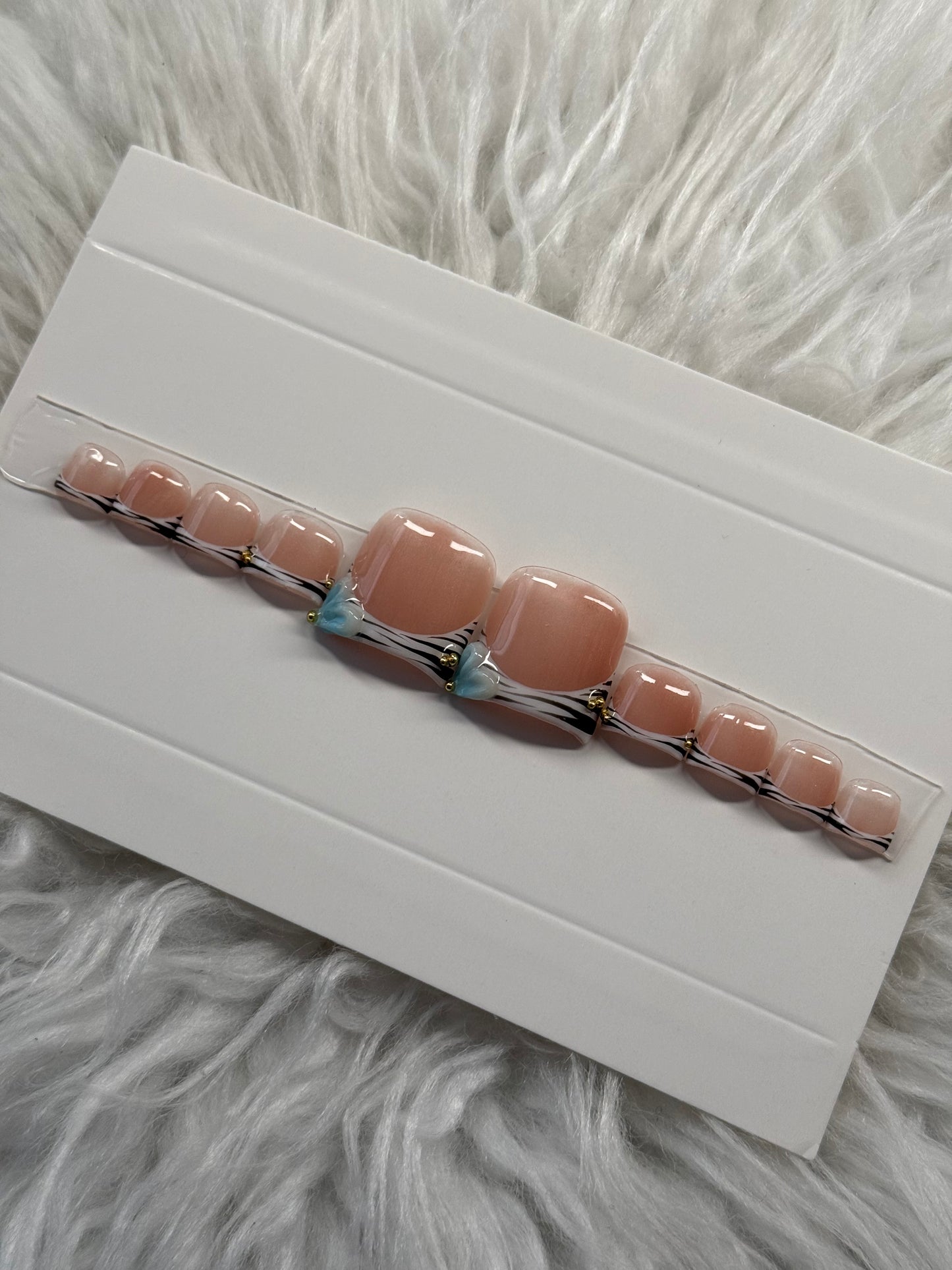 Tropical Zebra | Toe Nails